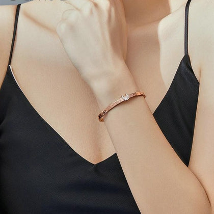 Fashion Chic Bangle
